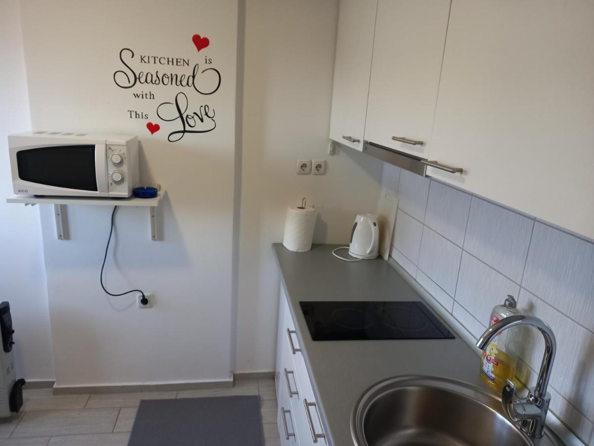 Apartment Sven Vinkovci Buitenkant foto